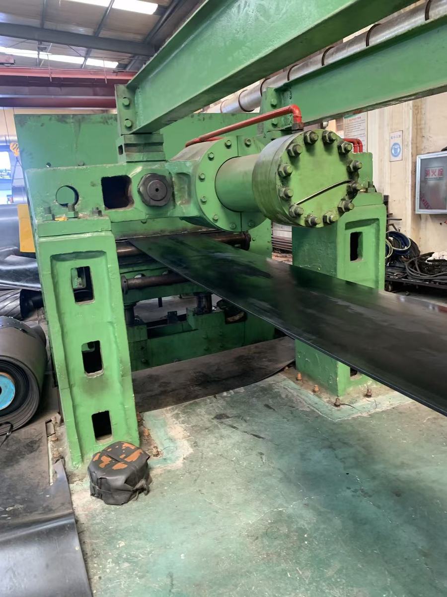 Continuous vulcanizing line